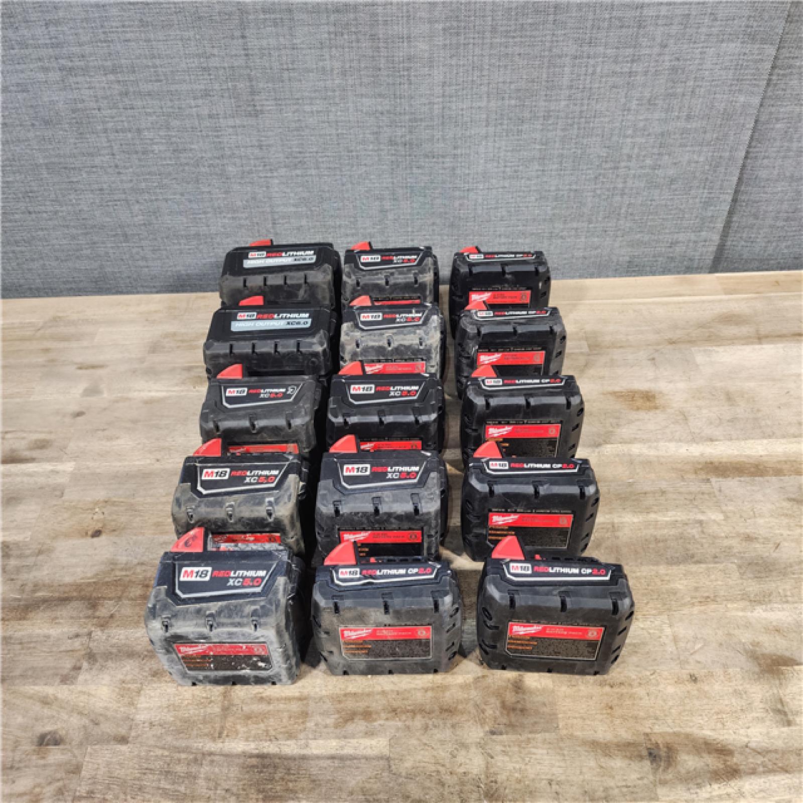 HOUSTON LOCATION - AS-IS MILWAUKEE BATTERY PACK QTY - 15