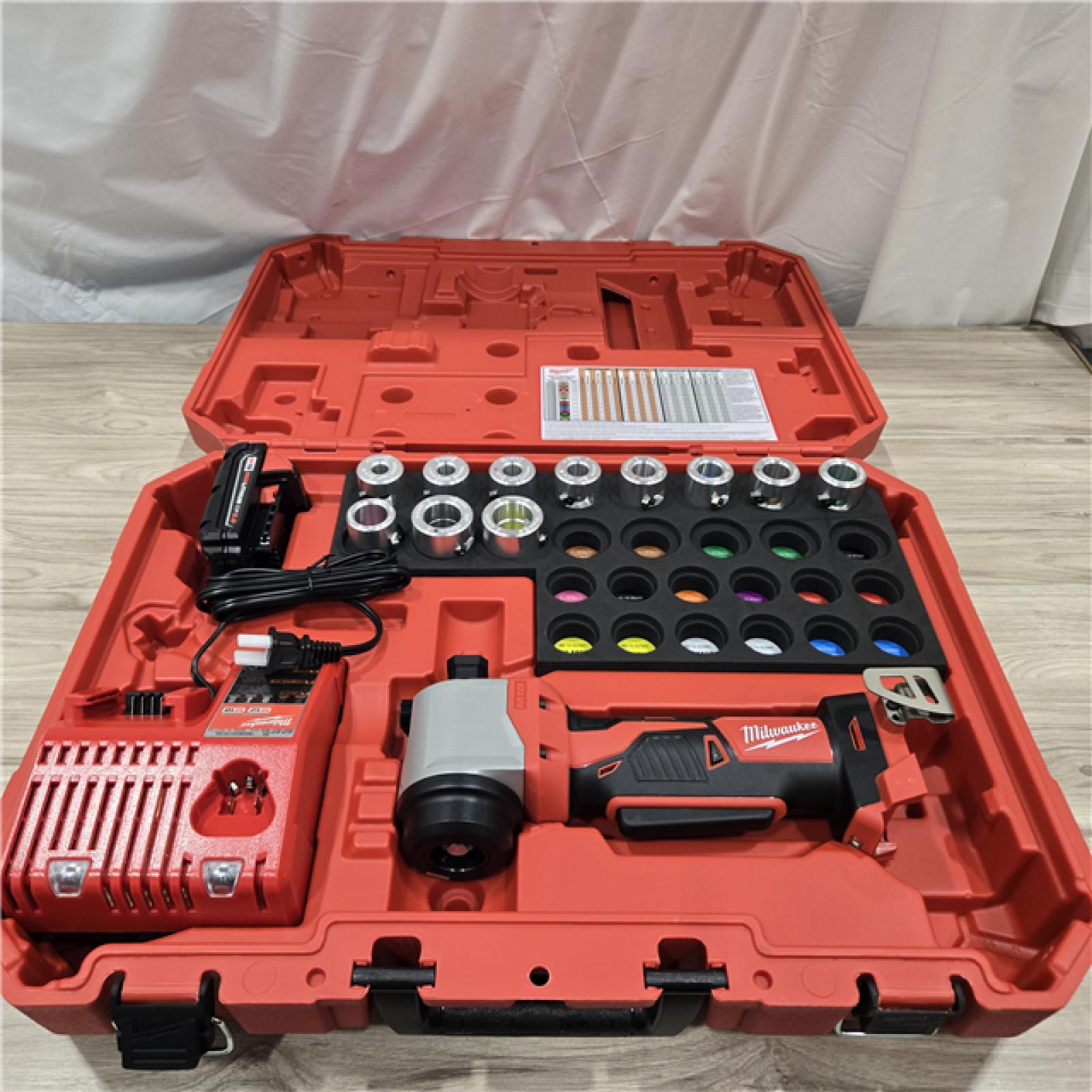 AS-IS Milwaukee-2935AL-21 M18 Cable Stripper Kit
