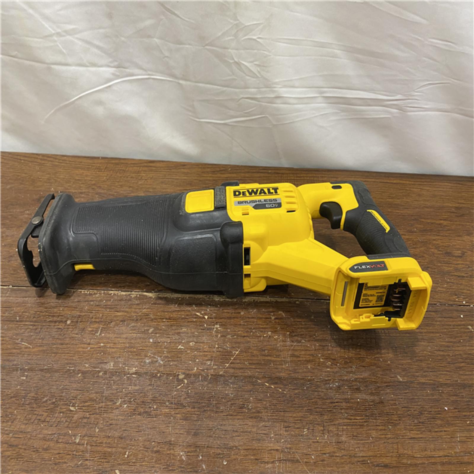 AS-IS DeWalt DCS389B FLEXVOLT 60V MAX Cordless Brushless Reciprocating Saw (Tool-Only)