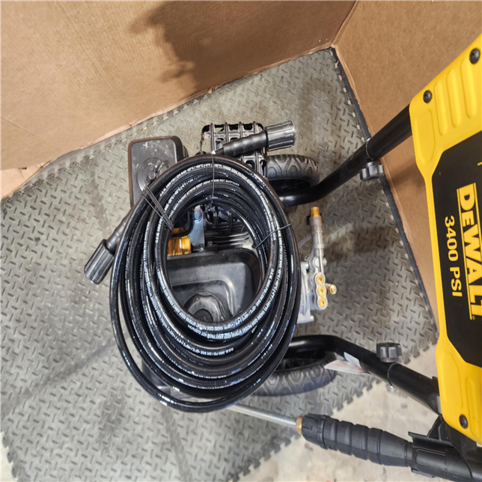 HOUSTON LOCATION - AS-IS DEWALT 3400 PSI 2.5 GPM Gas Cold Water Pressure Washer with 208cc Engine