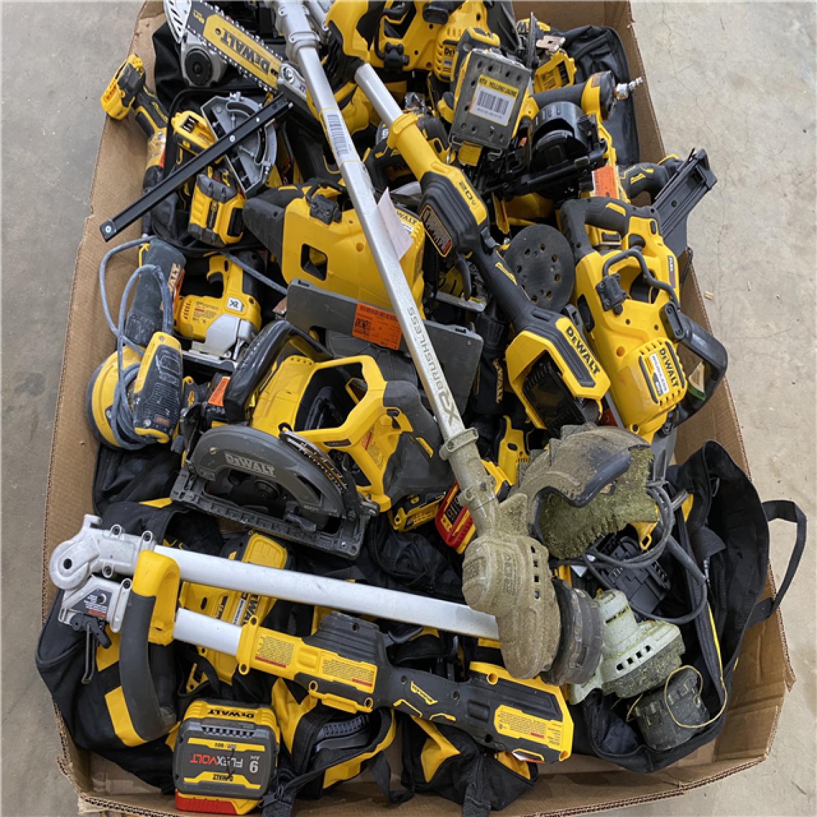 Houston Location AS IS - Tool Pallet