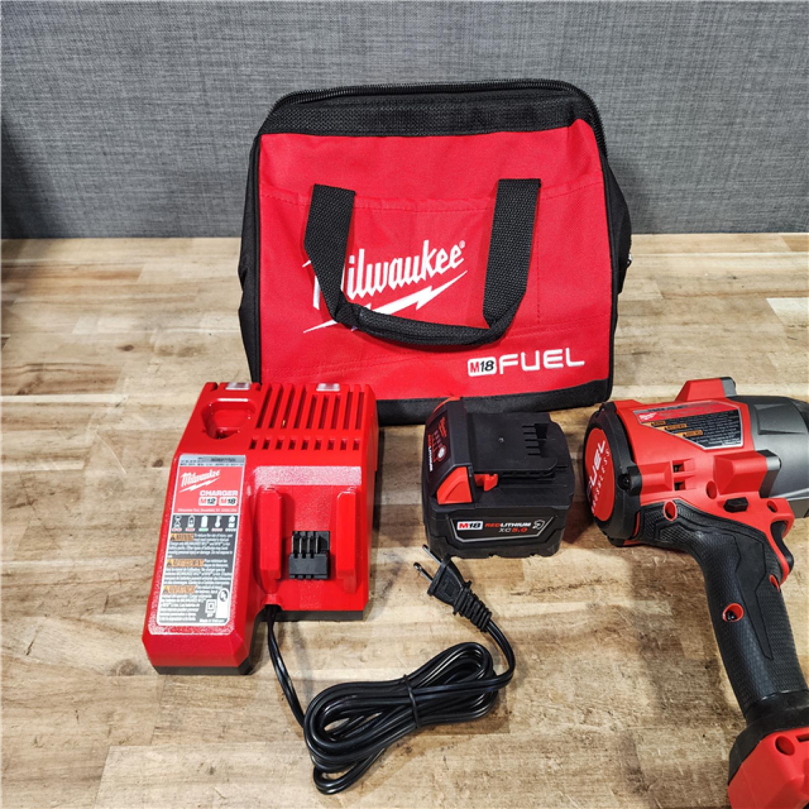 HOUSTON LOCATION - AS - IS Milwaukee FUEL 18V Lithium-Ion Brushless Cordless 1/2 in. Impact Wrench w/Friction Ring Kit
