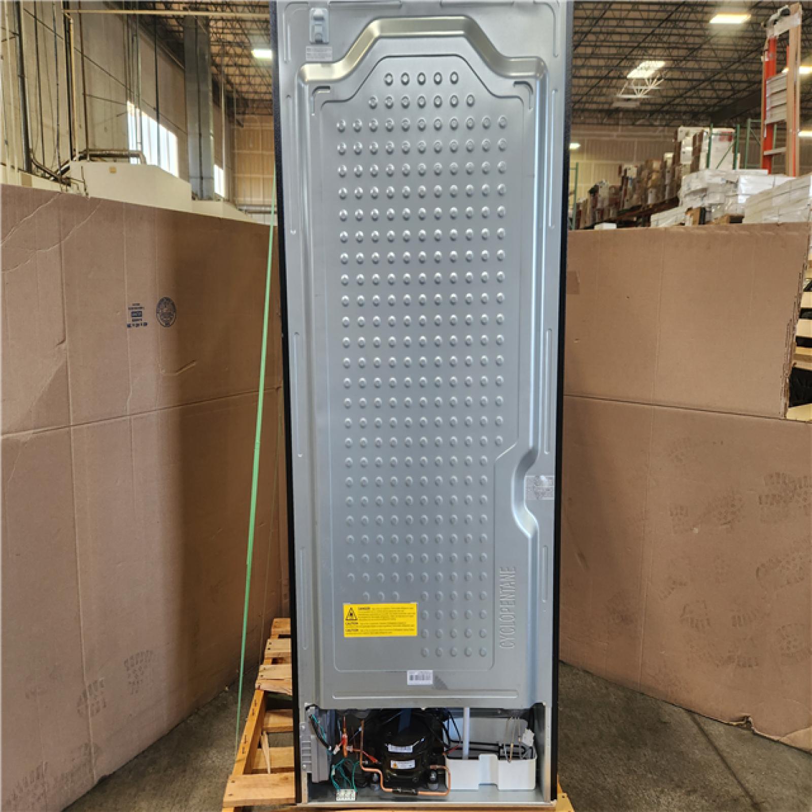 Phoenix Vissani 30 in. 18.7 cu. ft. Bottom Freezer Refrigerator in Fingerprint Resistant Stainless Steel  Garage Ready