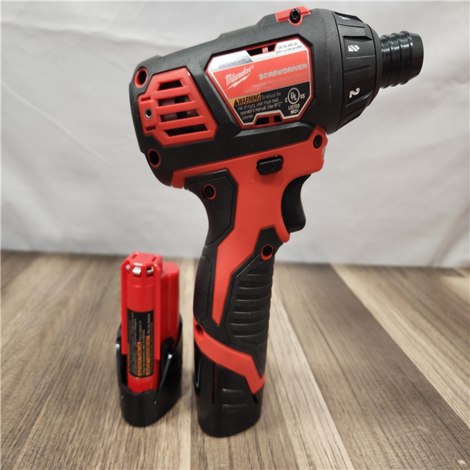 AS-IS- Milwaukee - M12 12V Cordless Screwdriver Kit