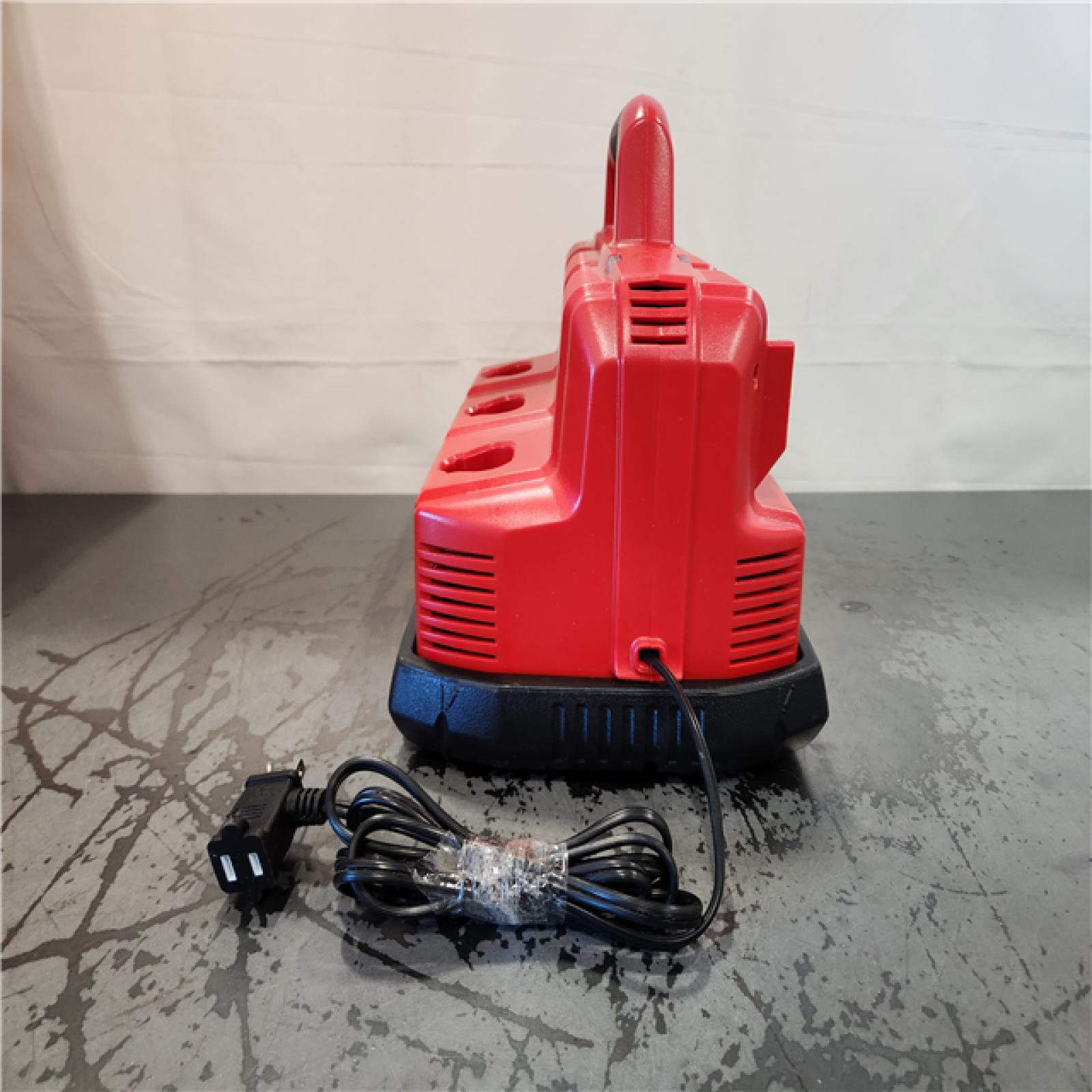 AS-IS- Milwaukee M18 & M12 Rapid Charge Station