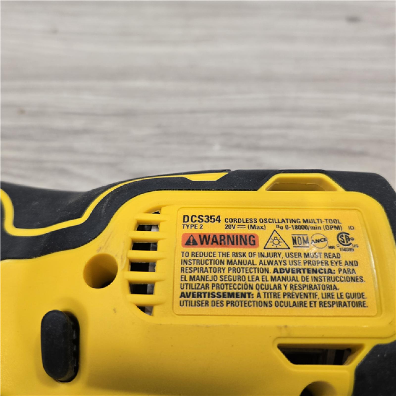 AS-IS DEWALT ATOMIC 20V MAX Cordless Oscillating Multi Tool (Tool Only)