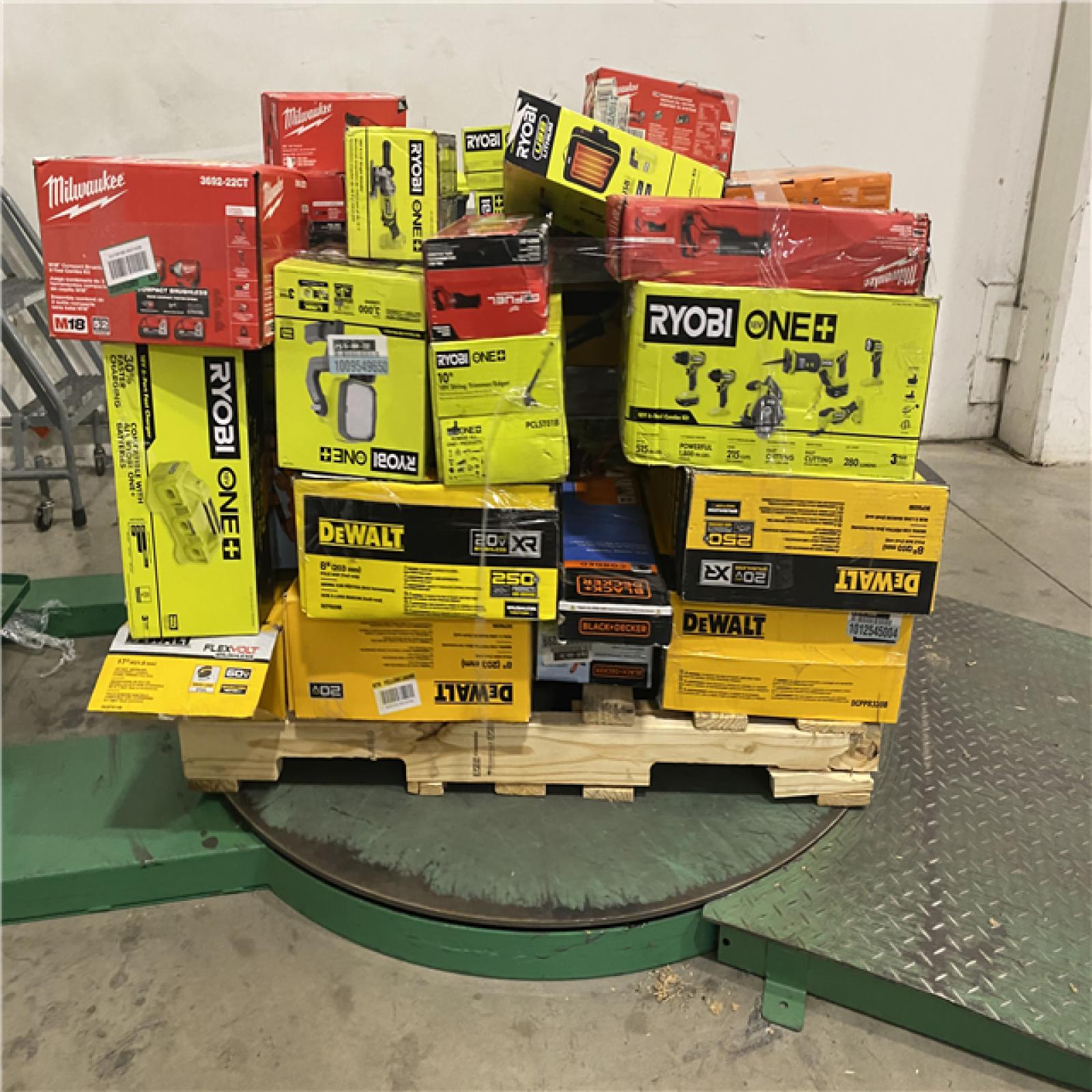 Dallas Location - As-Is Tool Pallet