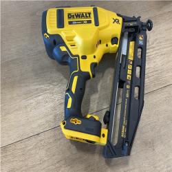 AS-IS DEWALT 20V MAX XR 16-Gauge Electric Cordless Angled Finishing Nailer Kit