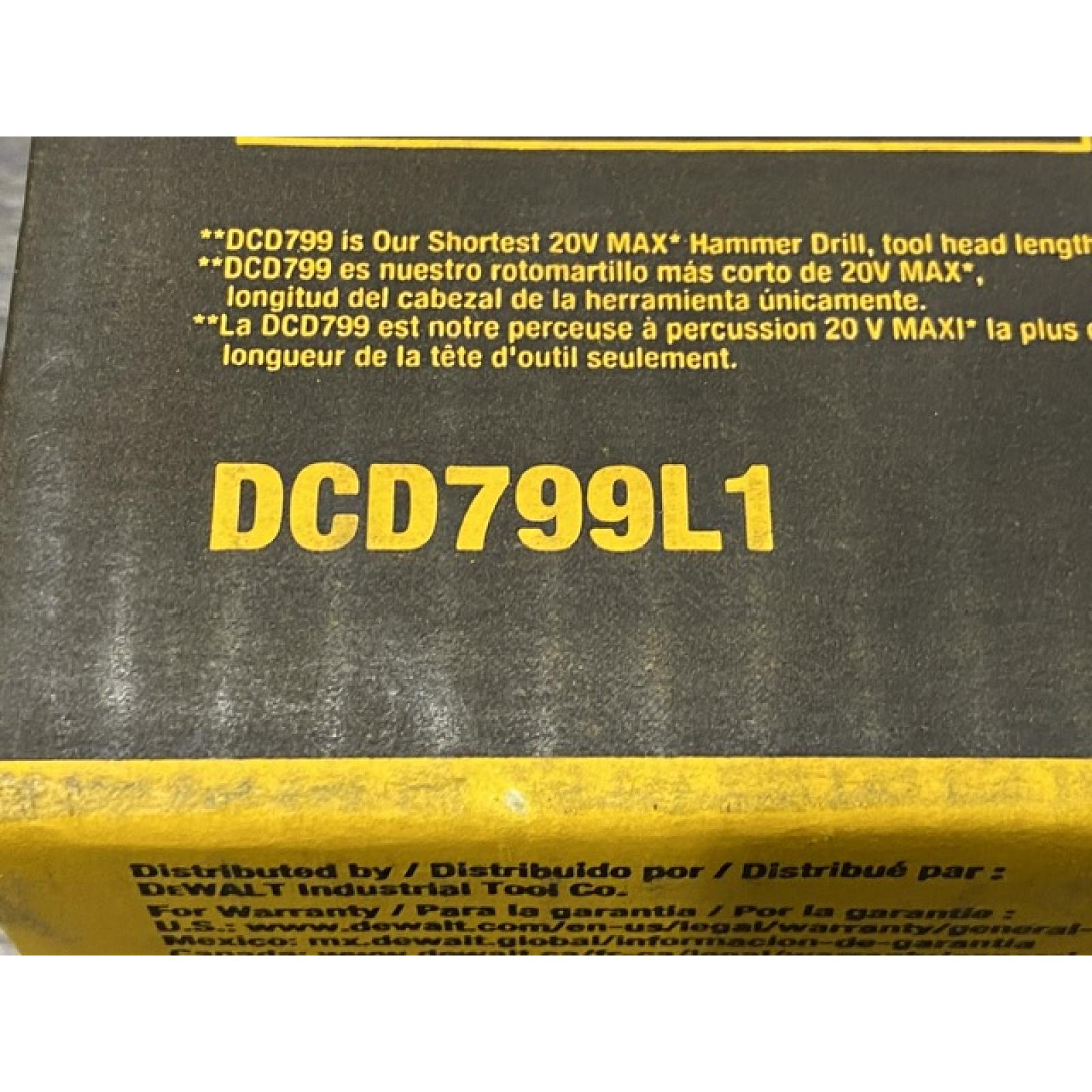 NEW - DEWALT ATOMIC 20-Volt Lithium-Ion Cordless 1/2 in. Compact Hammer Drill Kit