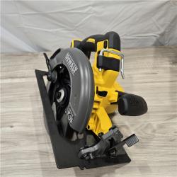 LIKE NEW! - DeWALT Flexvolt Max 7-1/4  60V Brushless Circular Saw DCS578B