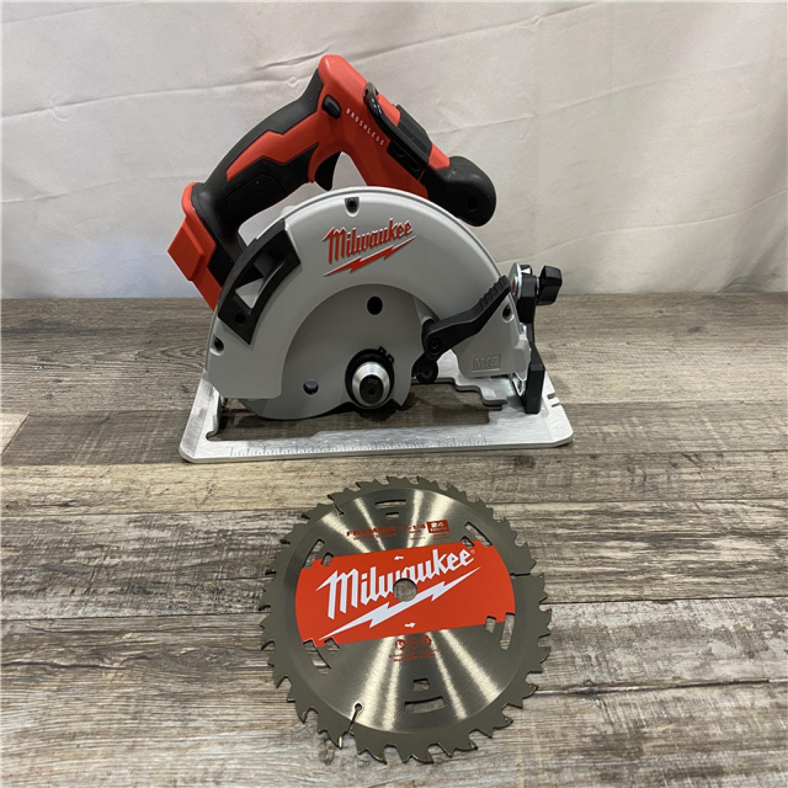 AS-IS Milwaukee 18V Lithium-Ion Brushless Cordless 7-1/4 in. Circular Saw (Tool-Only)