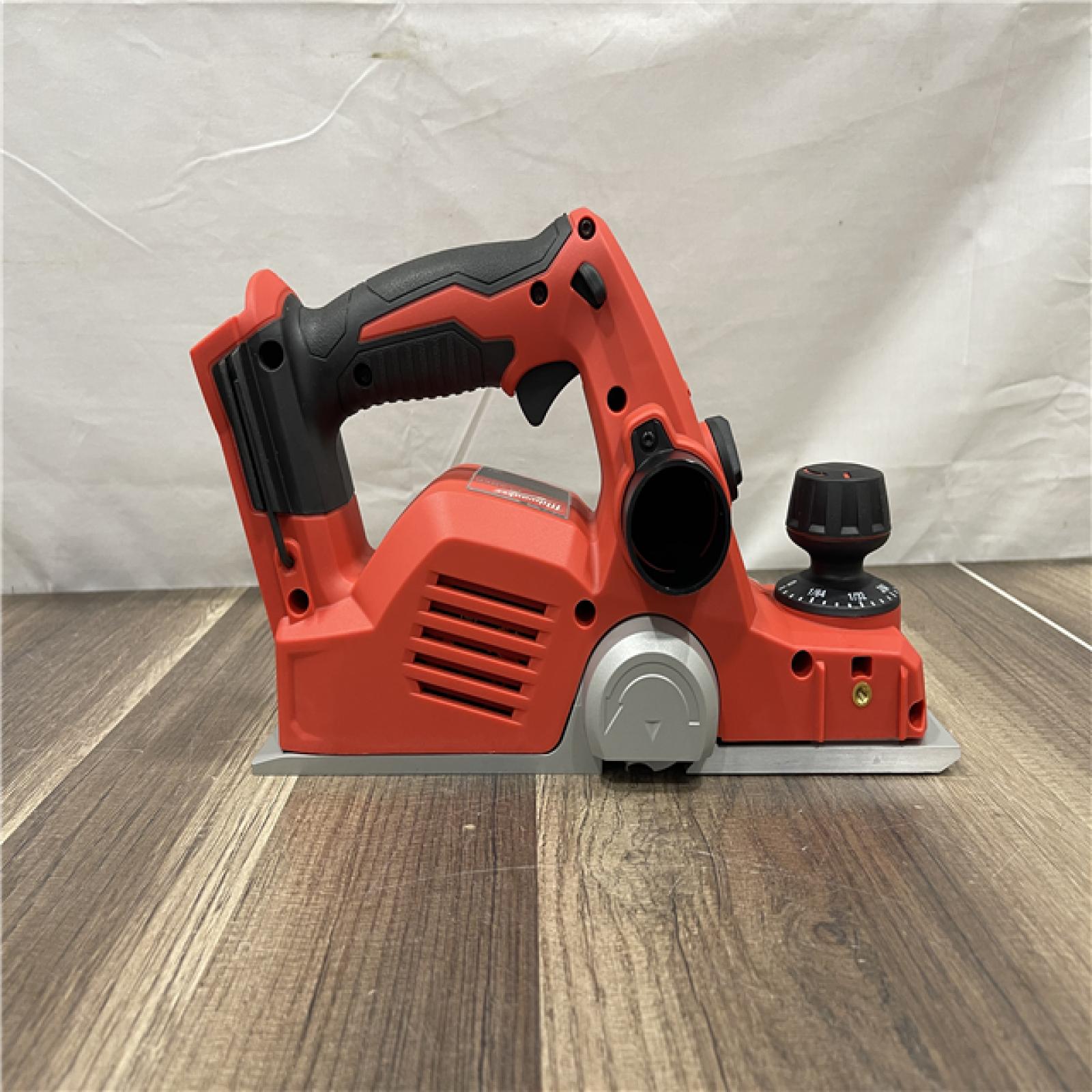 AS-IS Milwaukee M18 18V Lithium-Ion Cordless 3-1/4 in. Planer (Tool-Only)