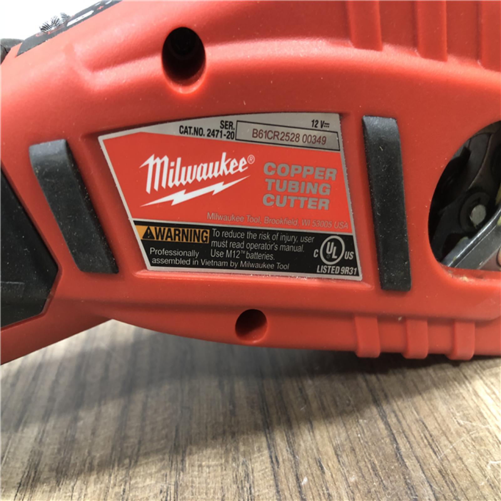 AS-IS Milwaukee M12 12V Lithium-Ion Cordless Copper Tubing Cutter (Tool-Only)