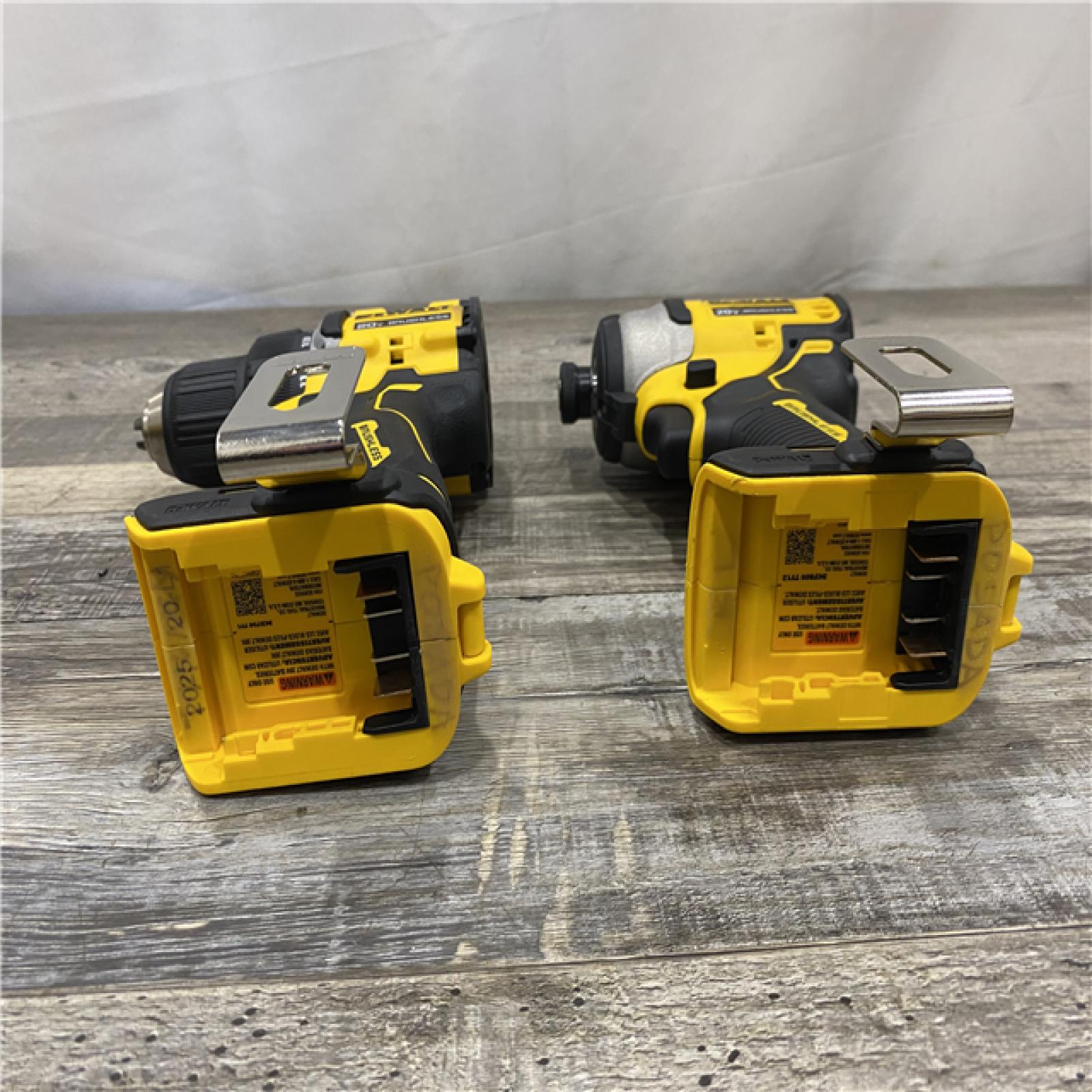 AS-IS DEWALT ATOMIC 20-Volt MAX Lithium-Ion Cordless Combo Kit