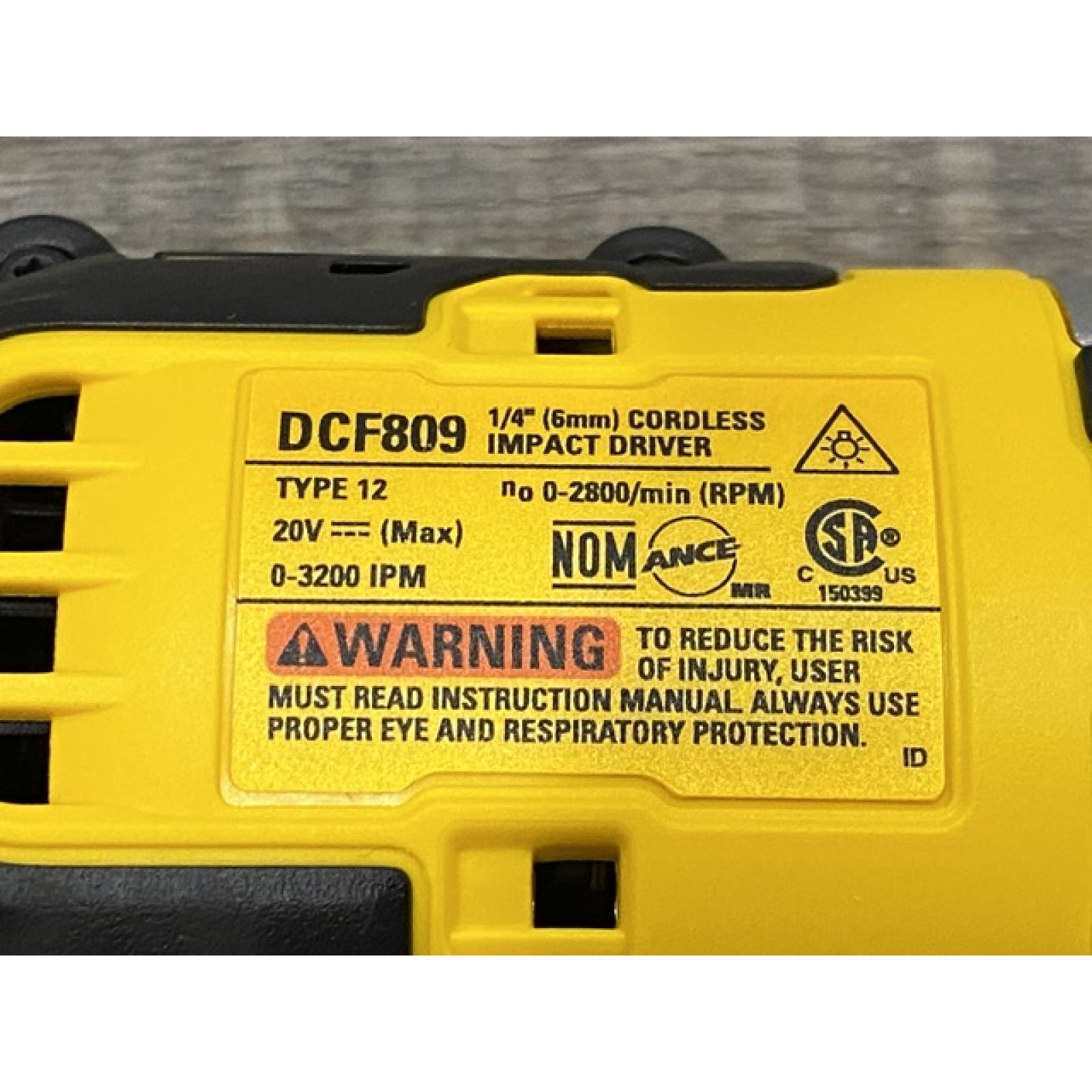 AS-IS DEWALT Atomic 20V Max Lithium-Ion Brushless Cordless Compact 1/4 in. Impact Driver Kit