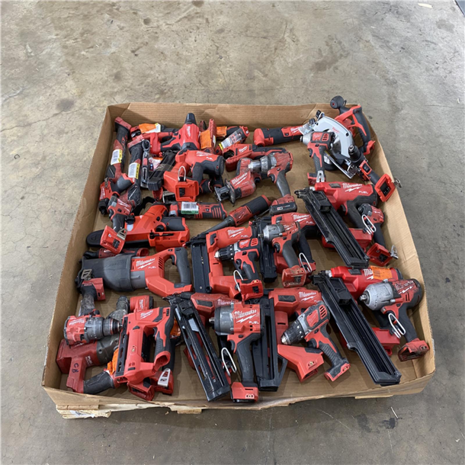 Houston Location AS IS - Tool Pallet