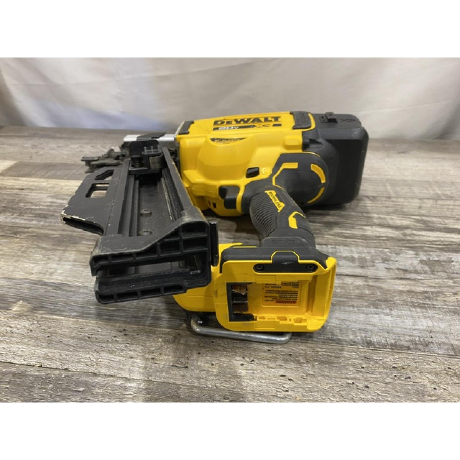 AS-IS DEWALT ATOMIC 20V MAX Lithium-Ion Cordless 2-Tool Combo Kit
