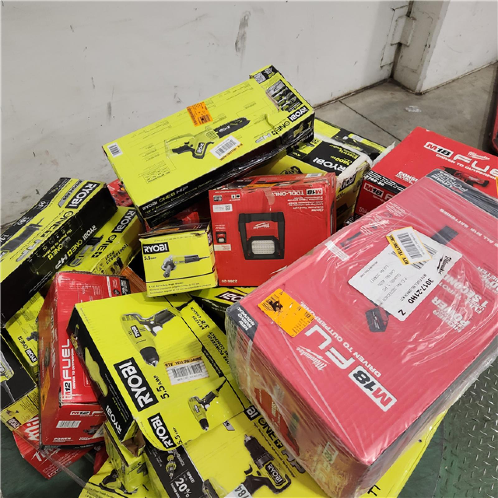 Dallas Location - As-Is Tool Pallet