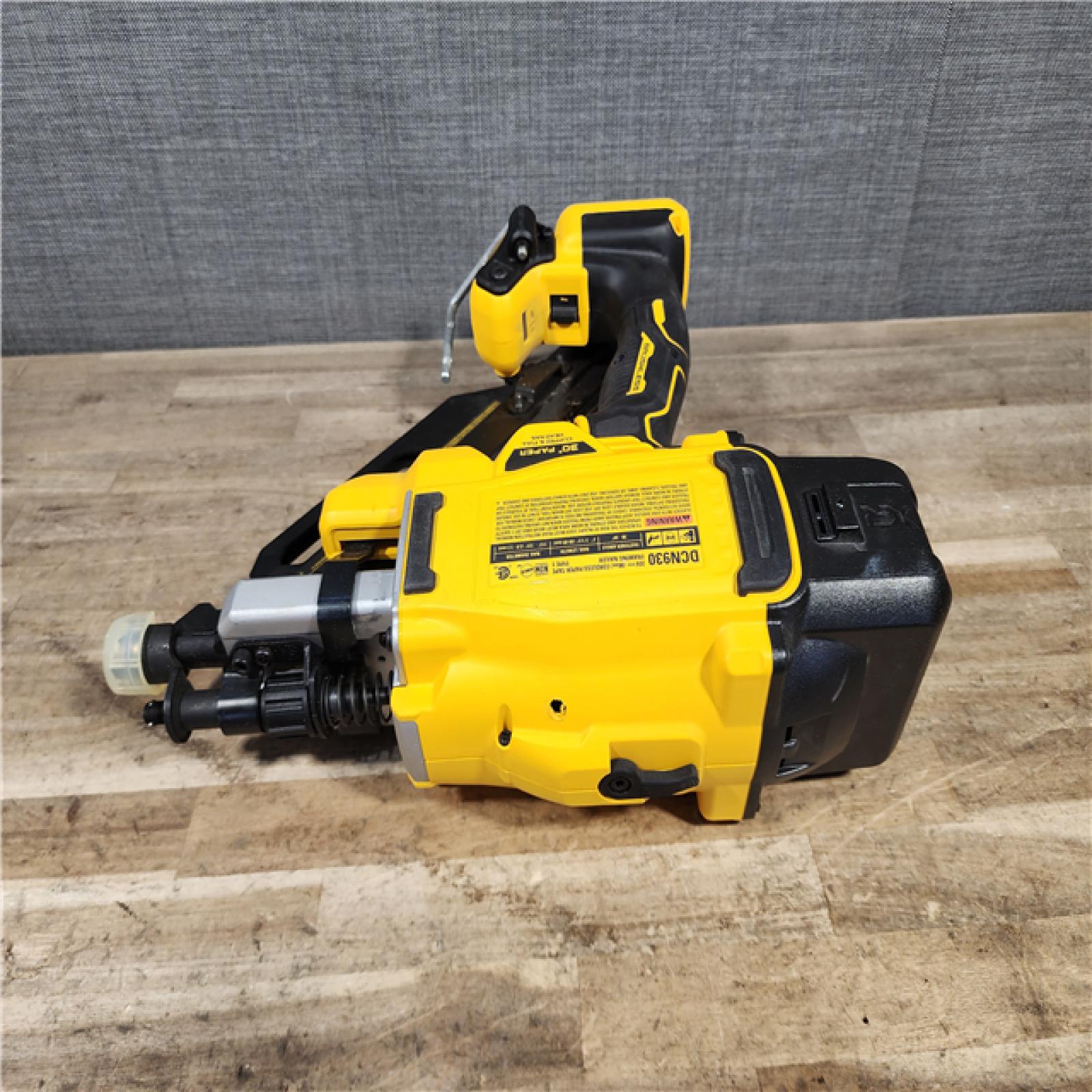 HOUSTON LOCATION - AS-IS DEWALT 20V 30 Degree Cordless Framing Nailer (Tool-Only)
