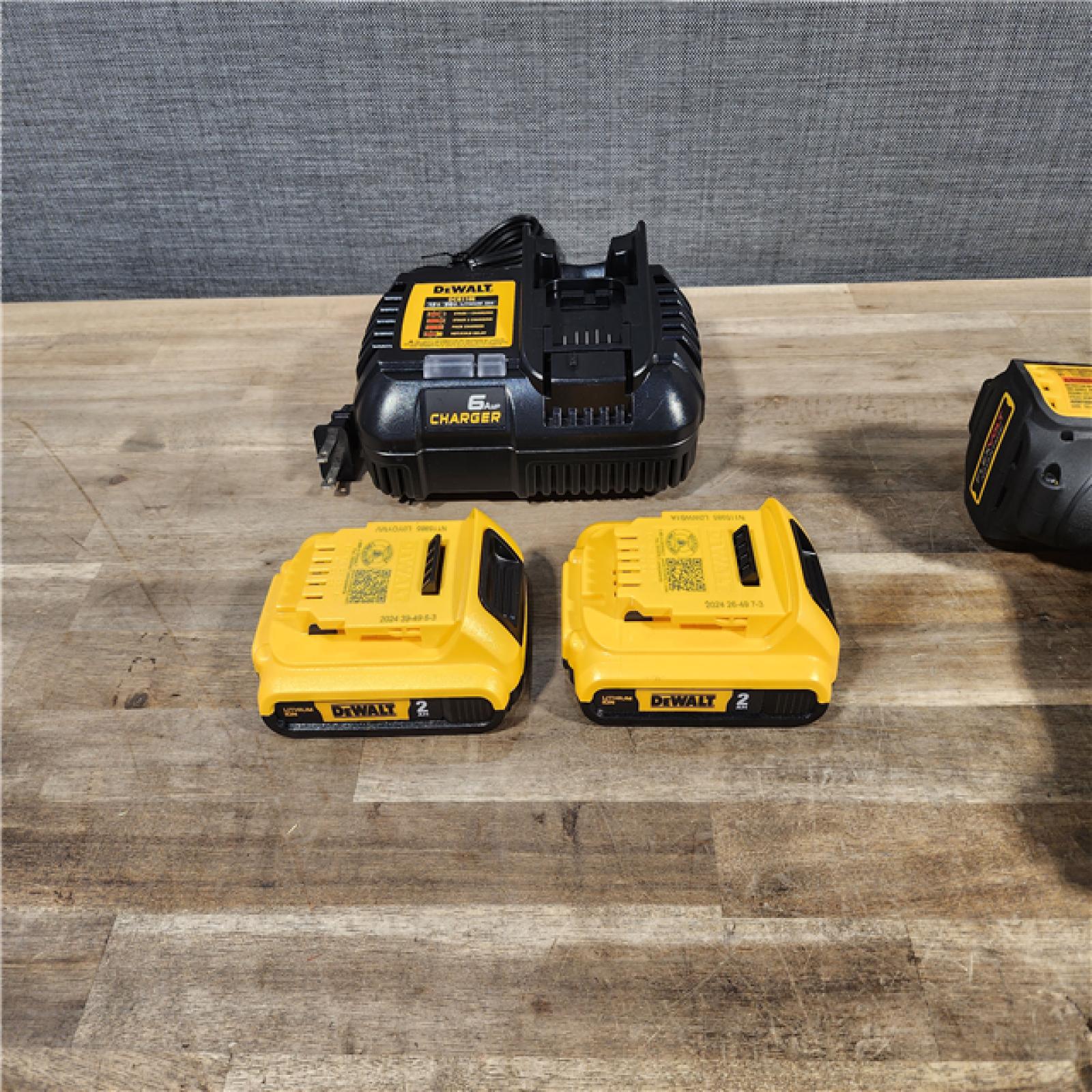HOUSTON - LOCATION - AS-IS DEWALT 2 TOOL COMBO KIT W/(2) BATTERY & CHARGER