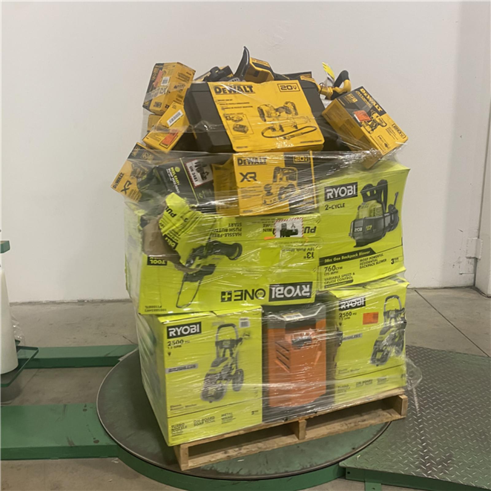 Dallas Location - As-Is Tool Pallet