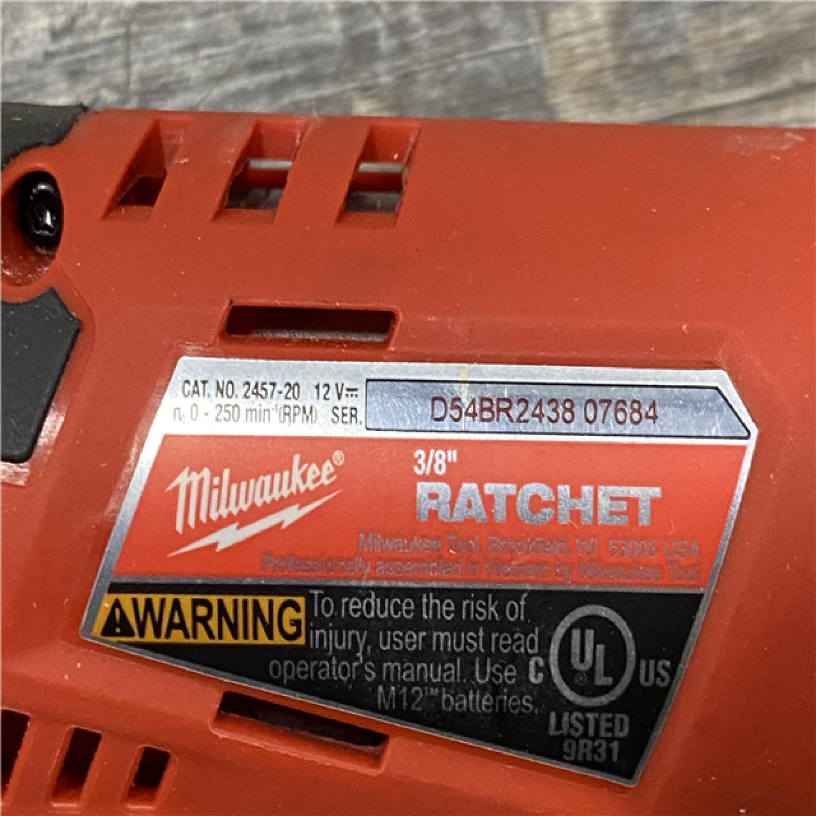 AS-IS Milwaukee 12V Lithium-Ion Cordless 3/8 in. Ratchet (Tool-Only)