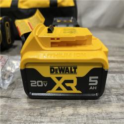 LIKE NEW - DEWALT ATOMIC 20V MAX Lithium-Ion Cordless 1/4 in. Brushless Impact Driver Kit