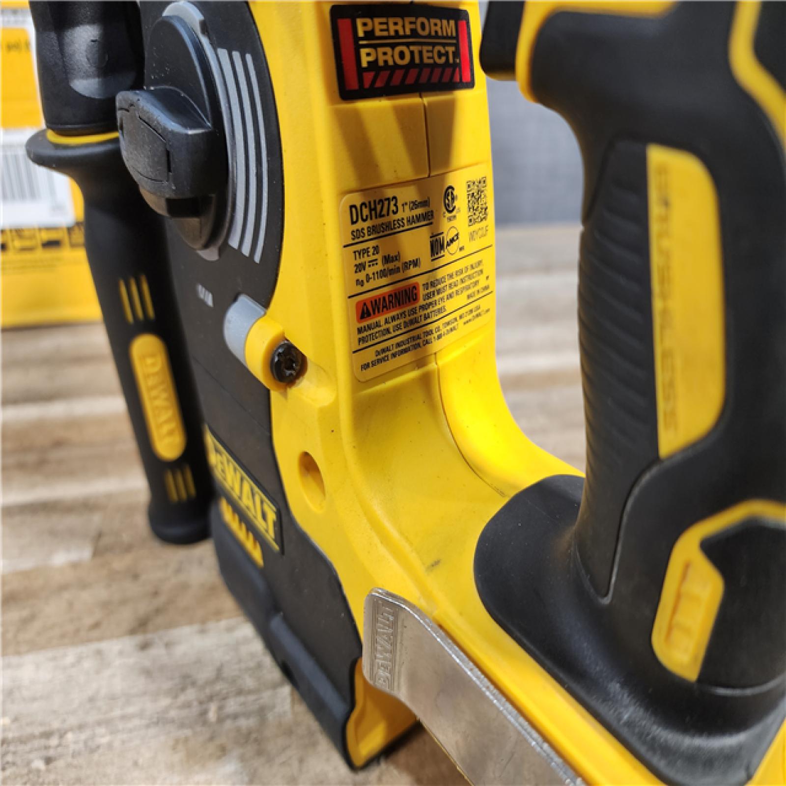 HOUSTON LOCATION - AS-IS DEWALT 20V MAX XR Cordless Brushless 1 in. SDS Plus L-Shape Rotary Hammer (Tool Only)