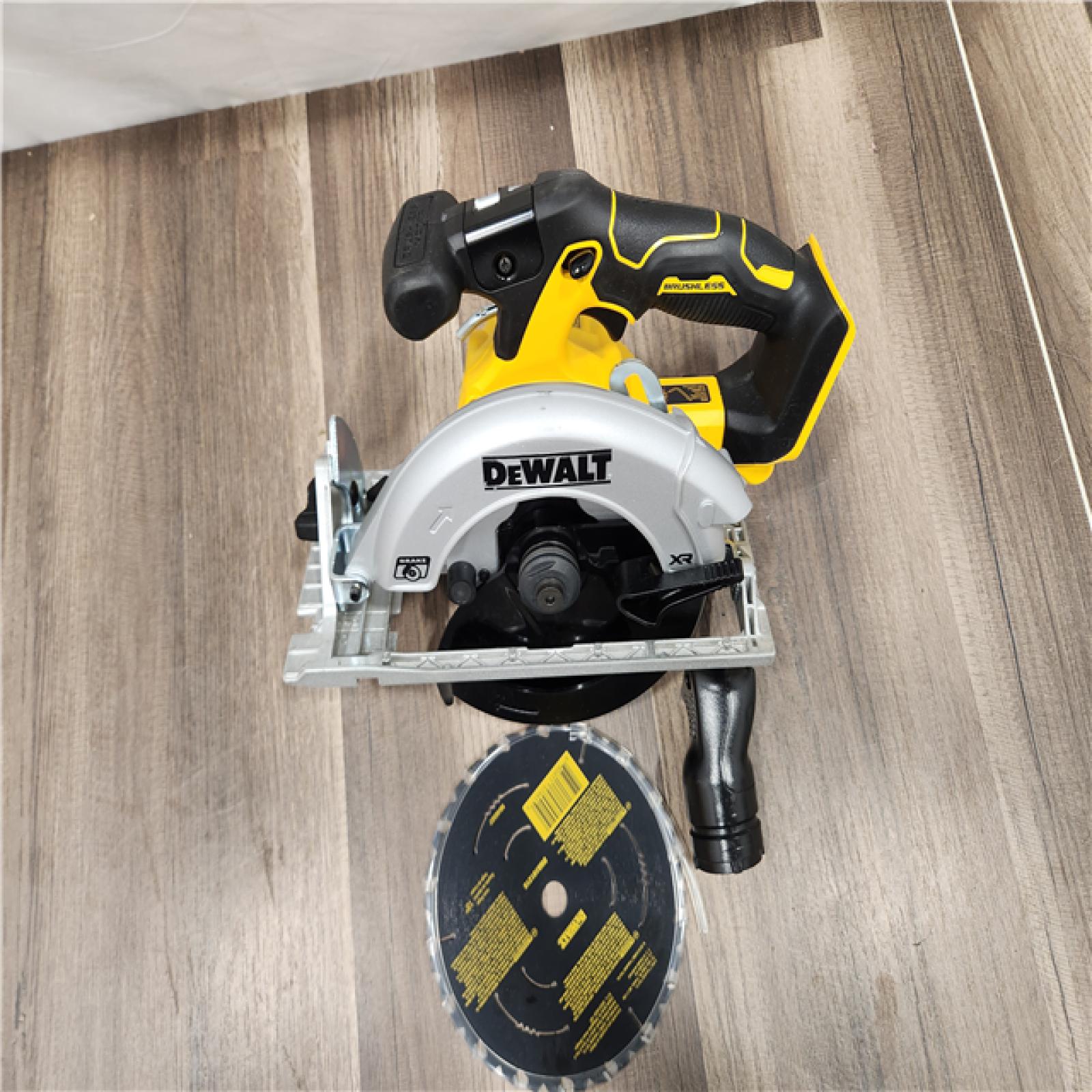 AS-IS DEWALT 20V MAX Cordless Brushless 6-1/2 in. Sidewinder Style Circular Saw (Tool Only)