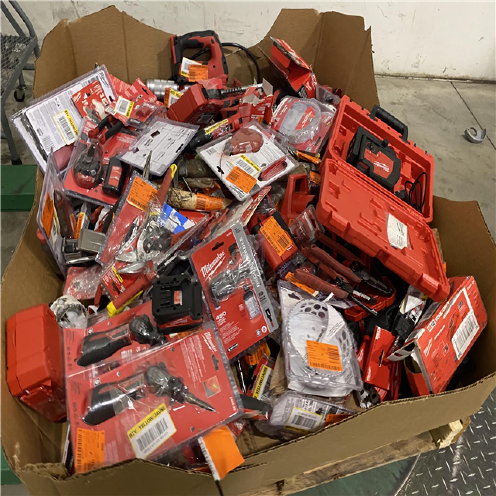 DALLAS LOCATION -AS-IS TOOL PALLET