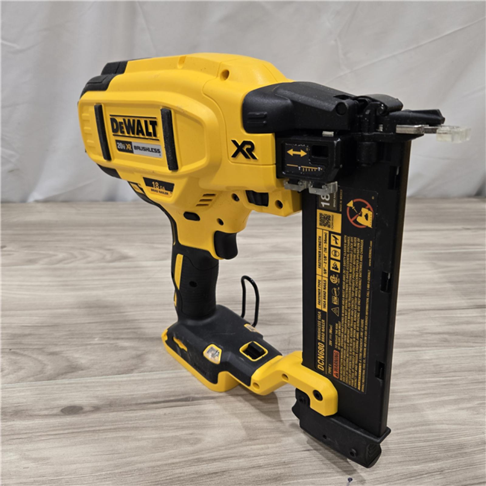 AS-IS DeWalt 20V MAX XR Electric Cordless 18-Gauge Brad Nailer (Tool Only)