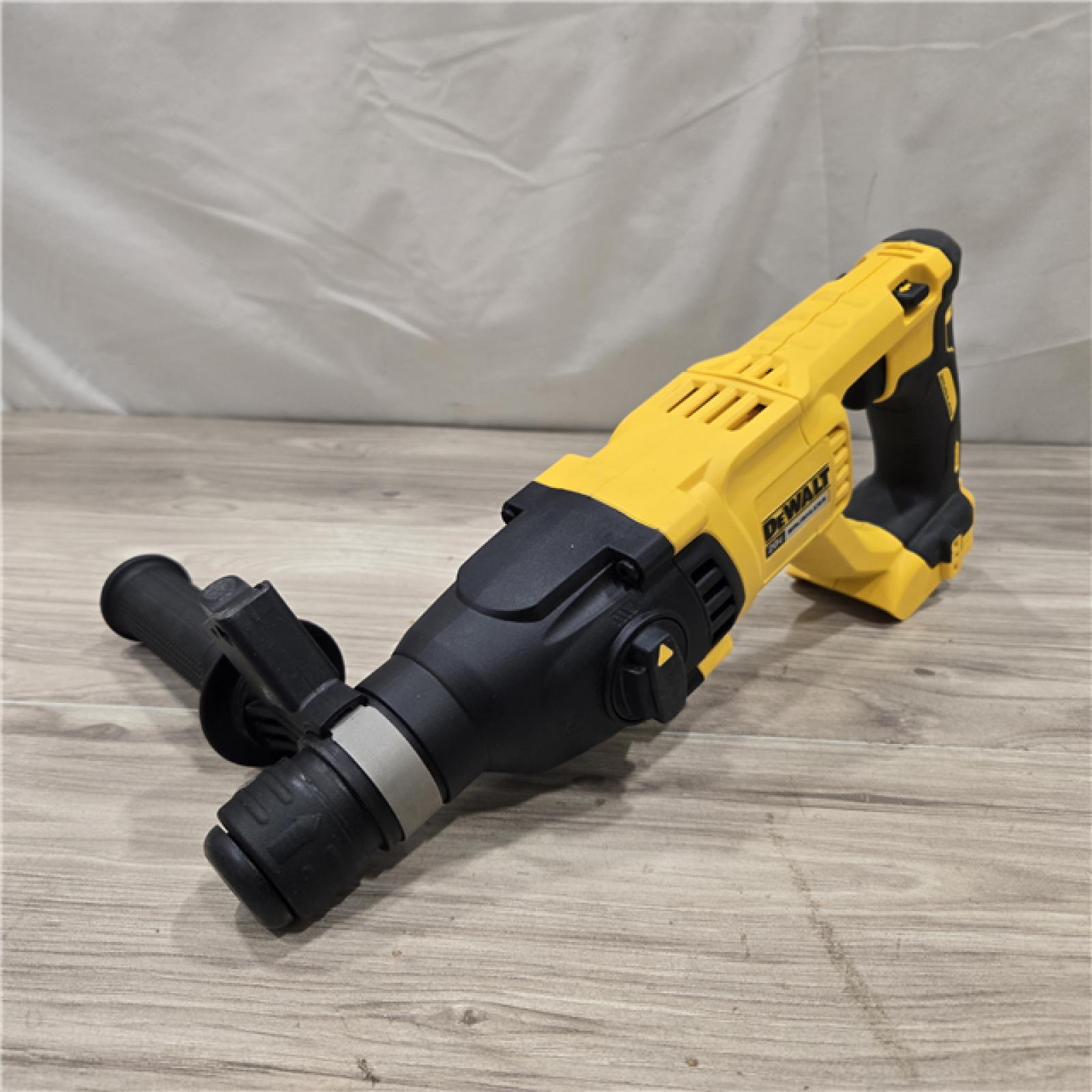 AS-IS DeWalt 20v MAX Cordless Rotary Hammer Drill (Tool-Only) DCH133
