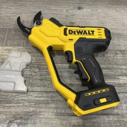 AS-IS DEWALT 20V MAX Cordless Battery Powered Pruner Kit