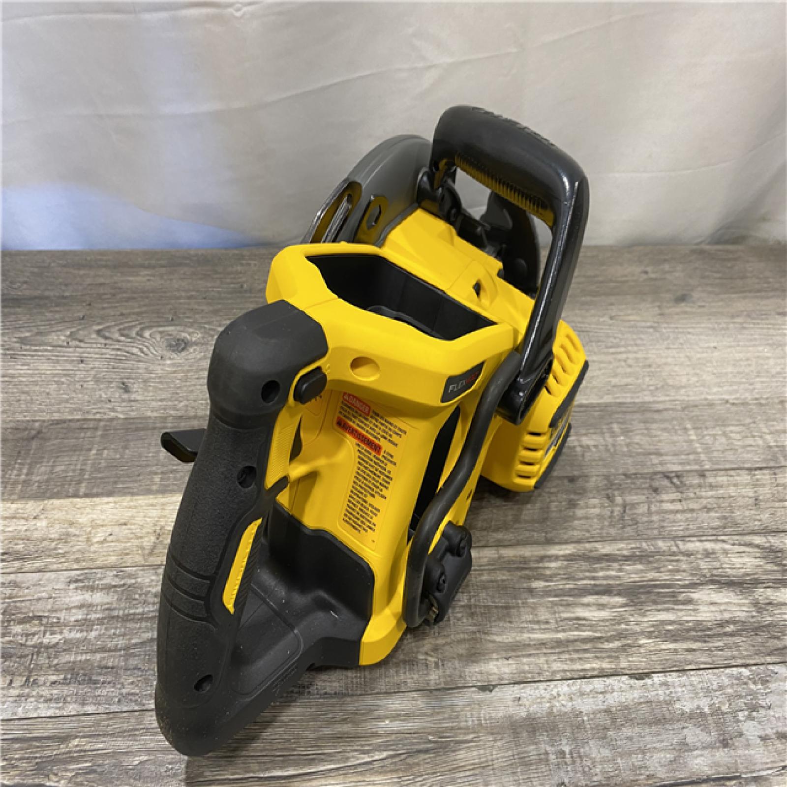 AS-IS DEWALT FLEXVOLT 60V MAX Cordless Brushless 7-1/4 in. Wormdrive Style Circular Saw (Tool Only)