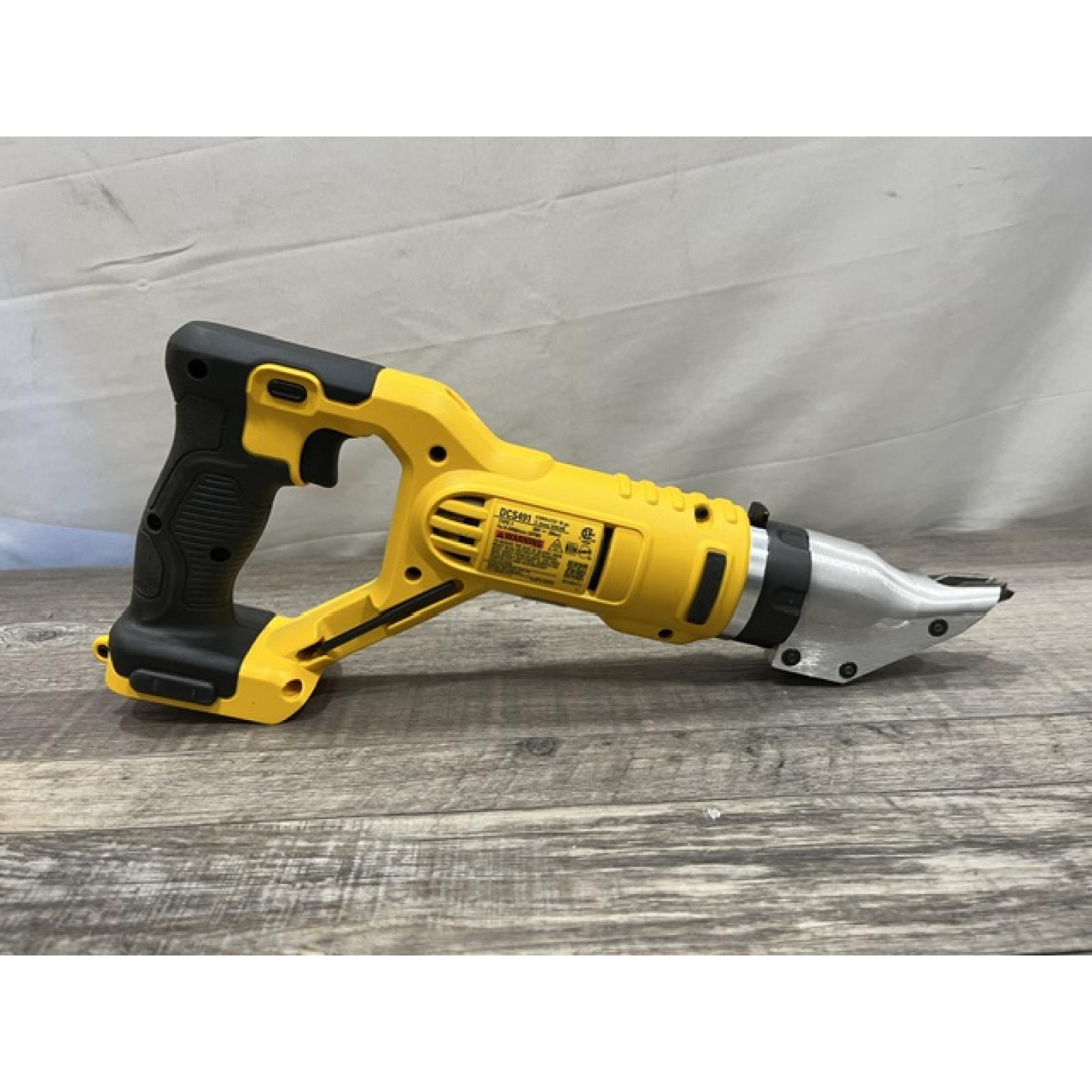 AS-IS DEWALT 20V MAX Cordless 18-Gauge Swivel Head Shears (Tool Only)