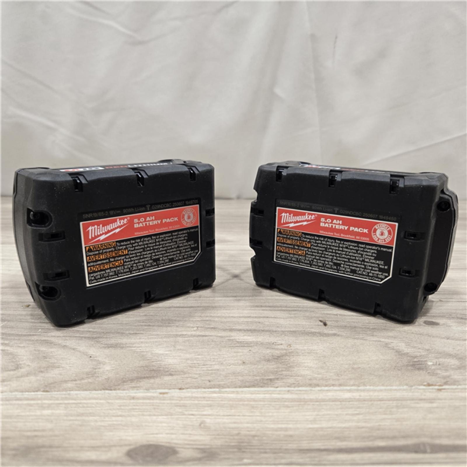 AS-IS Milwaukee M18 18V Lithium-Ion XC Starter Kit