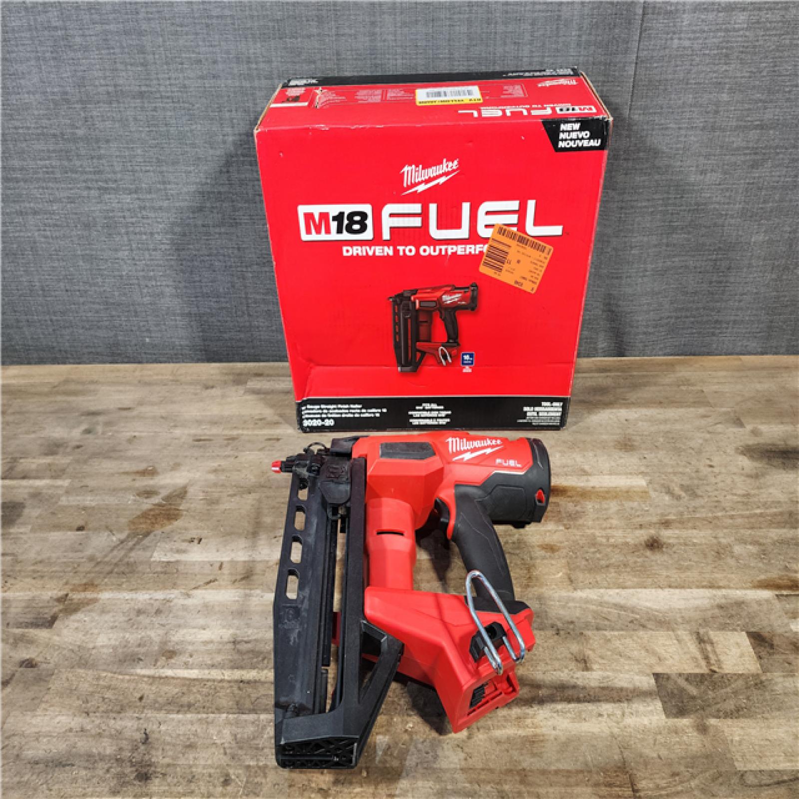 HOUSTON LOCATION - AS-IS MILWAUKEE 16 GAUGE STRAIGHT FINISH NAILER (TOOL ONLY)