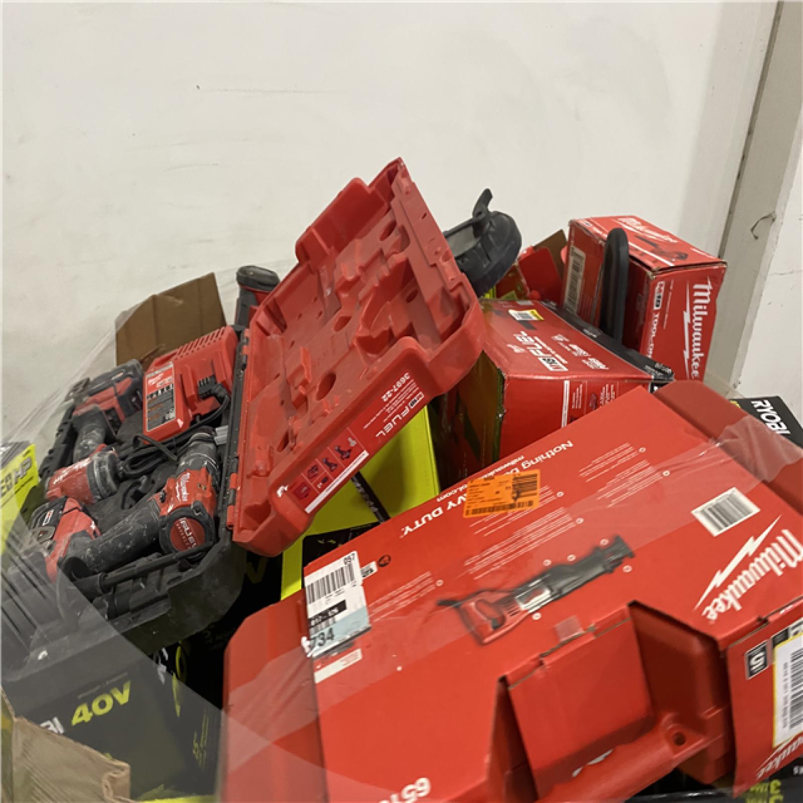 Dallas Location - As-Is Tool Pallet