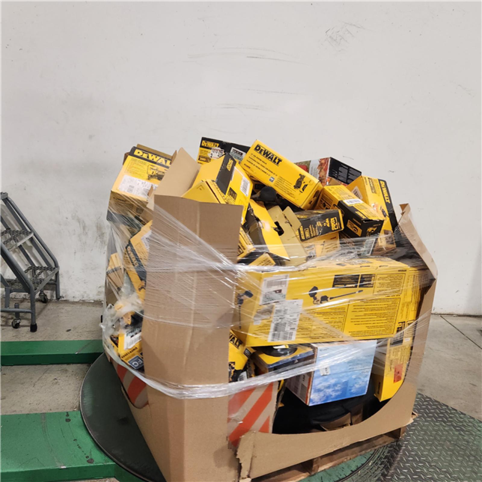 Dallas Location - As-Is DEWALT Tool Pallet