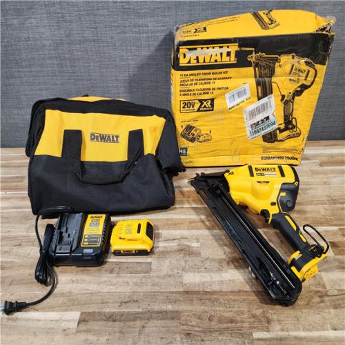 HOUSTON LOCATION - AS-IS DEWALT 20V MAX XR Lithium-Ion Cordless 2-1/2 in. 15-Gauge Finish Nailer Kit