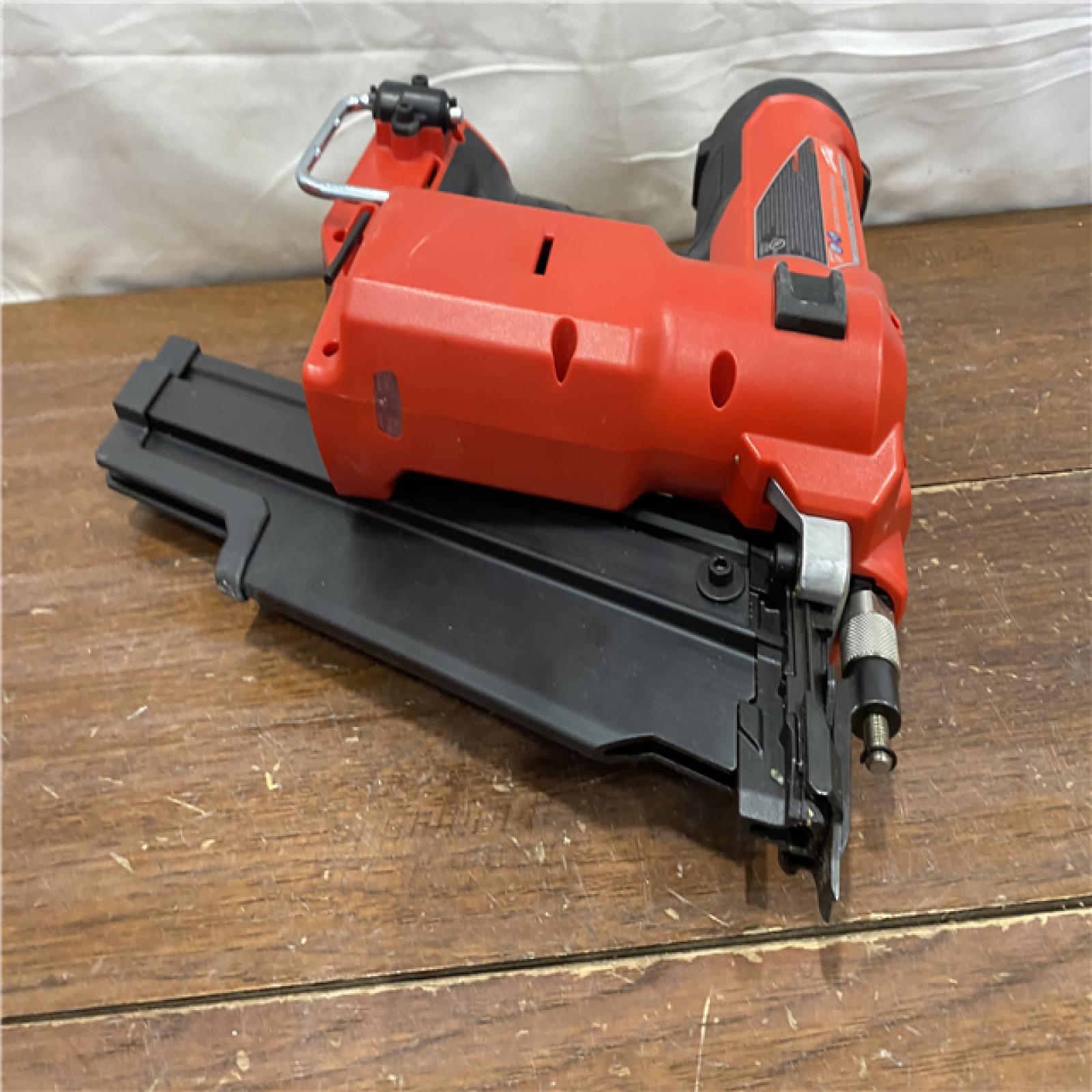 AS-IS Milwaukee 2744-20 M18 FUEL 3-1/2 in. 18-Volt 21-Degree Lithium-Ion Brushless Cordless Framing Nailer (Tool-Only)