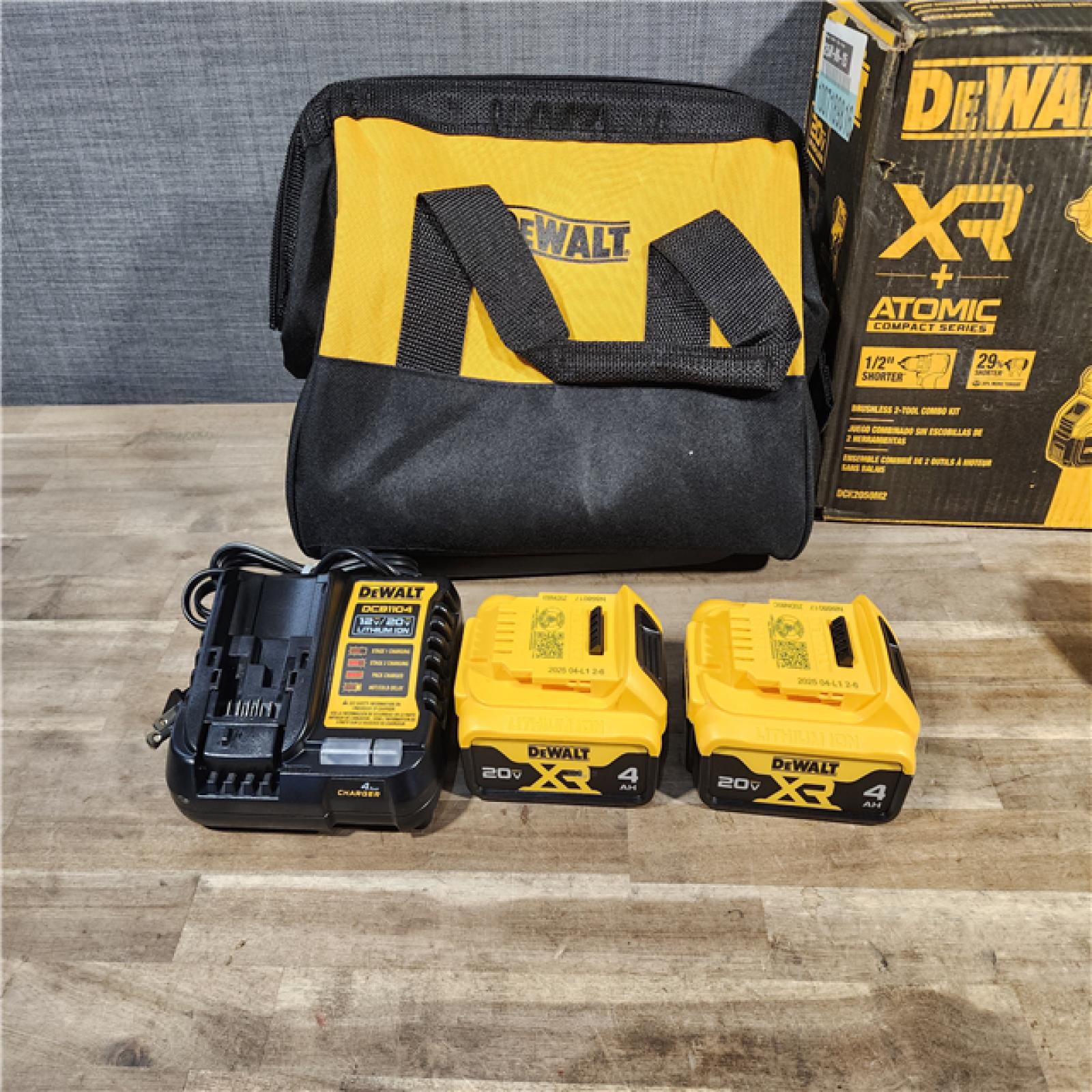 HOUSTON LOCATION - AS-IS DEWALT 20V MAX XR Hammer Drill and ATOMIC Impact Driver 2 Tool Cordless Combo Kit with (2) 4.0Ah Batteries, Charger, and Bag