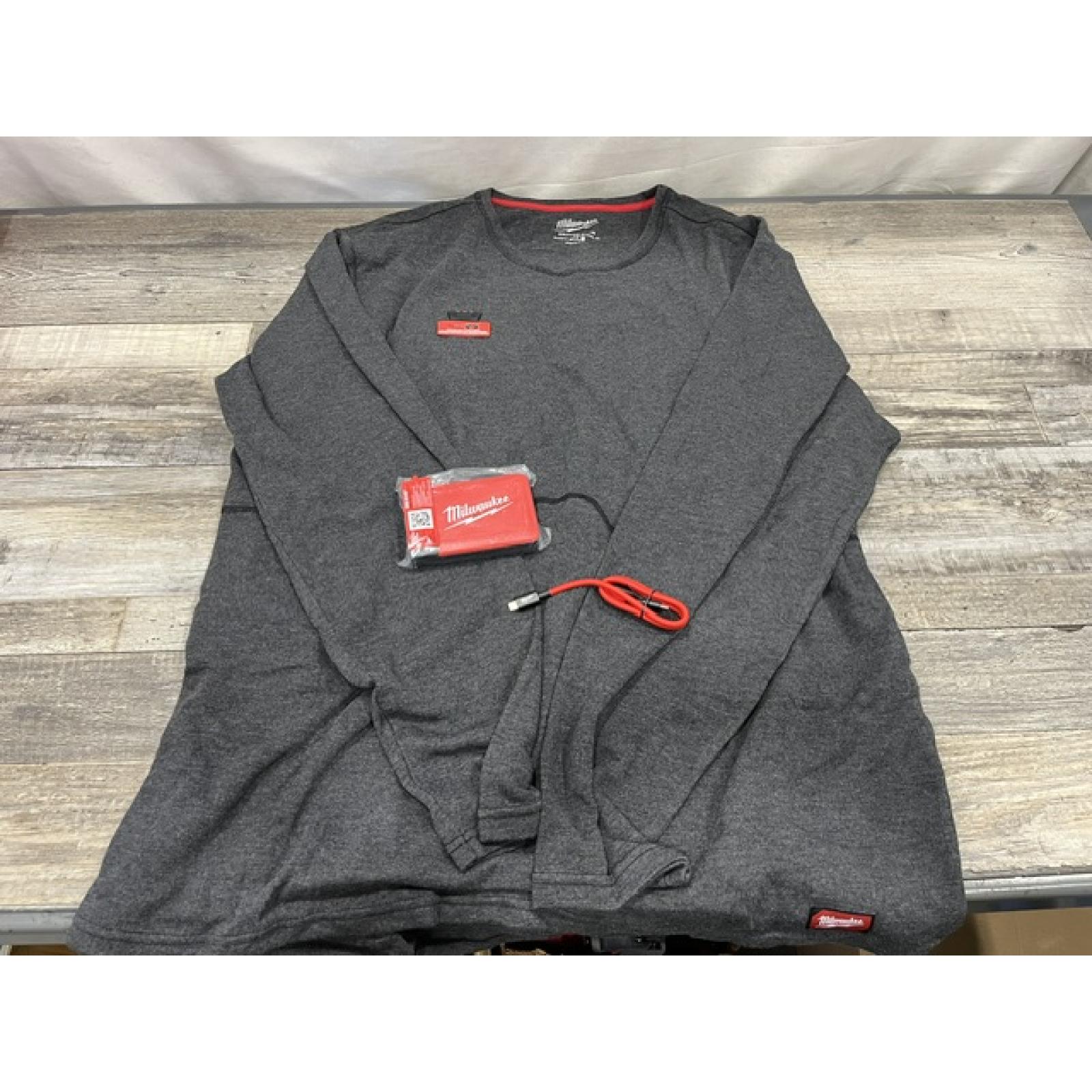 AS-IS Milwaukee Men's 3X-Large REDLITHIUM USB Cordless Merino Wool Black Baselayer Top Kit