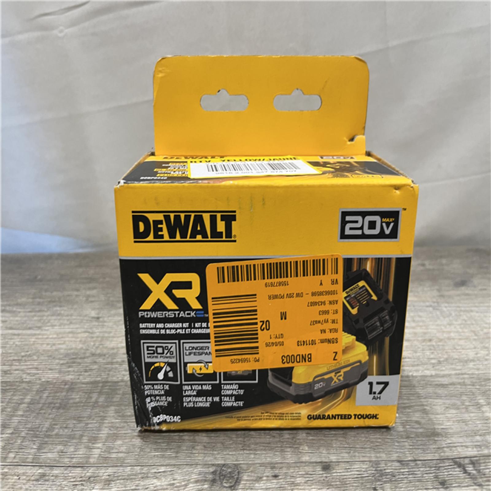 NEW - DEWALT 20V MAX XR POWERSTACK Lithium-Ion Battery Starter Kit with 1.7Ah Battery and Charger