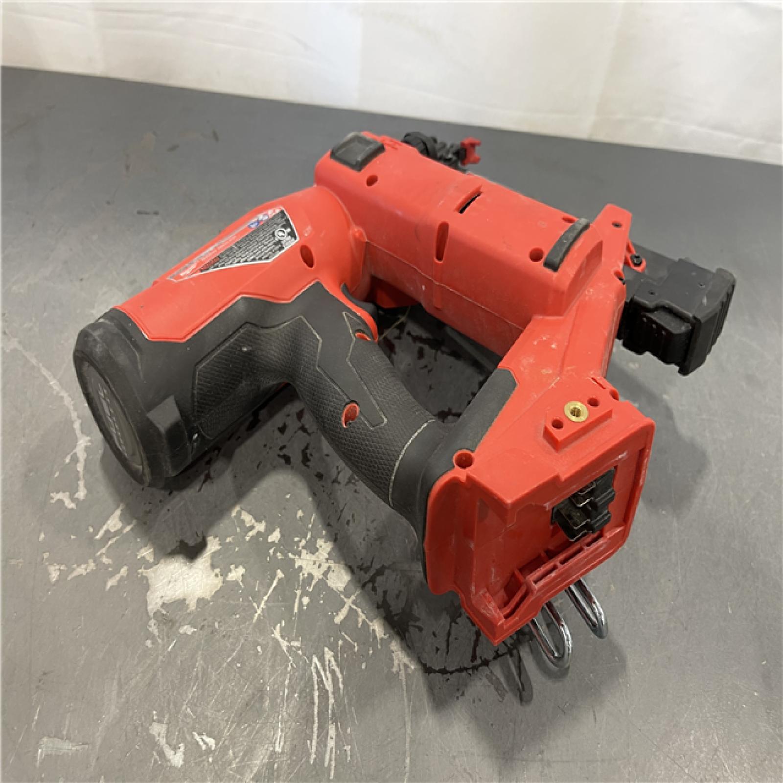 AS-IS - Milwaukee M18 FUEL 18-Volt Lithium-Ion Brushless Cordless Gen II 18-Gauge Brad Nailer