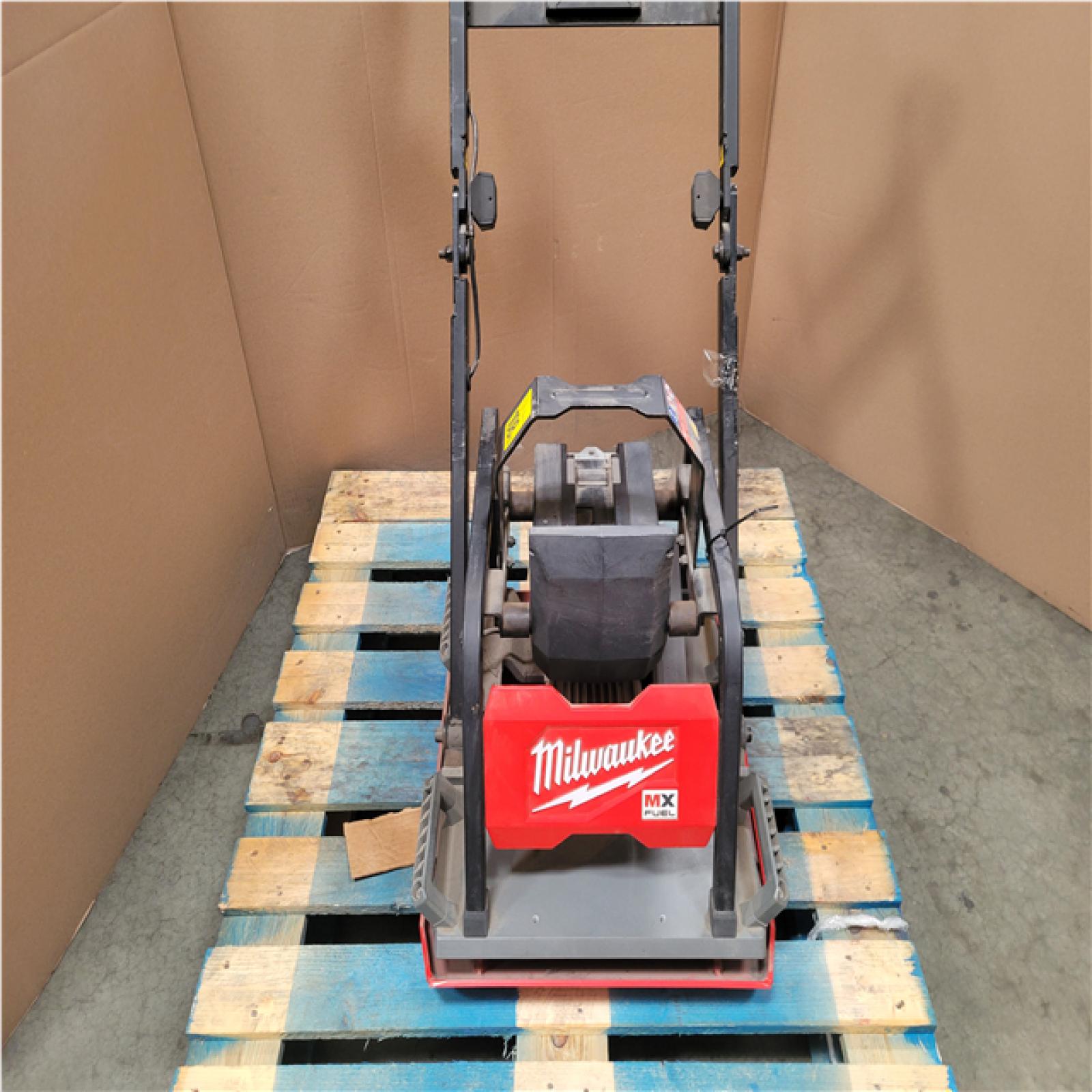 CALIFORNIA AS-IS MILWAUKEE MX FUEL PLATE COMPACTOR