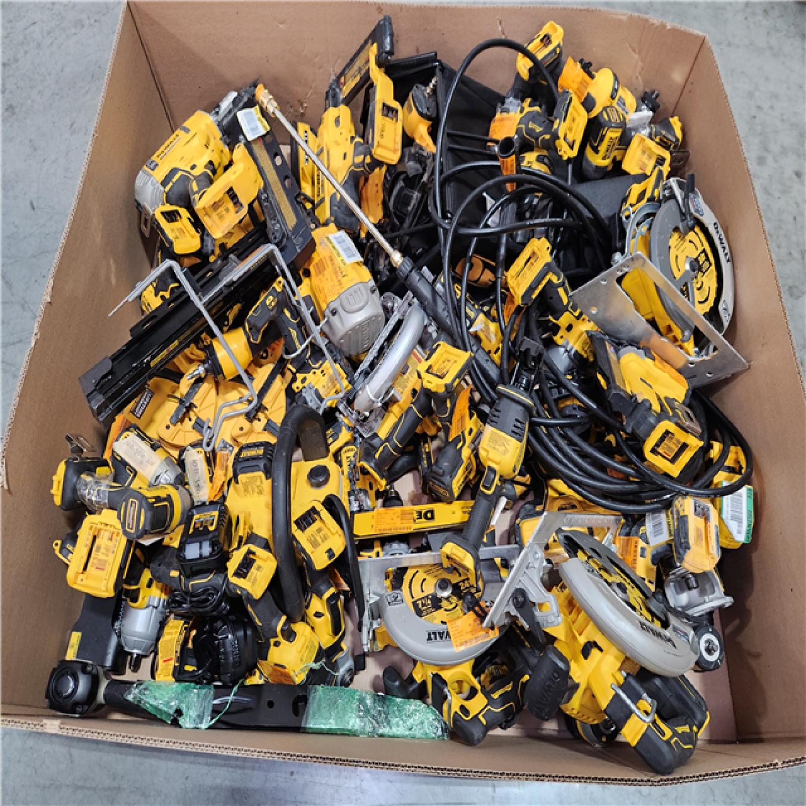PHOENIX AS-IS TOOL PALLET
