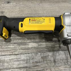 AS-IS DEWALT 20V MAX Cordless 1 in. PEX Expansion Tool Kit