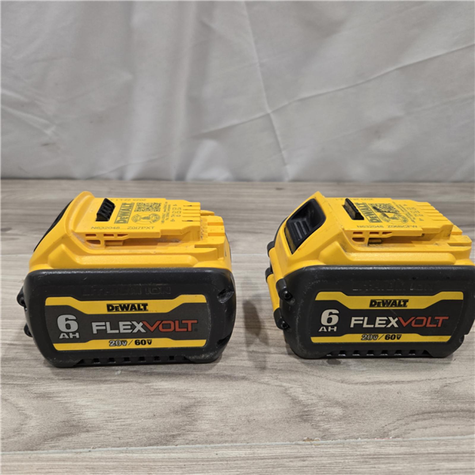AS-IS DEWALT FLEXVOLT 20-Volt/60-Volt MAX Lithium-Ion 6.0Ah Battery Pack (2-Pack)