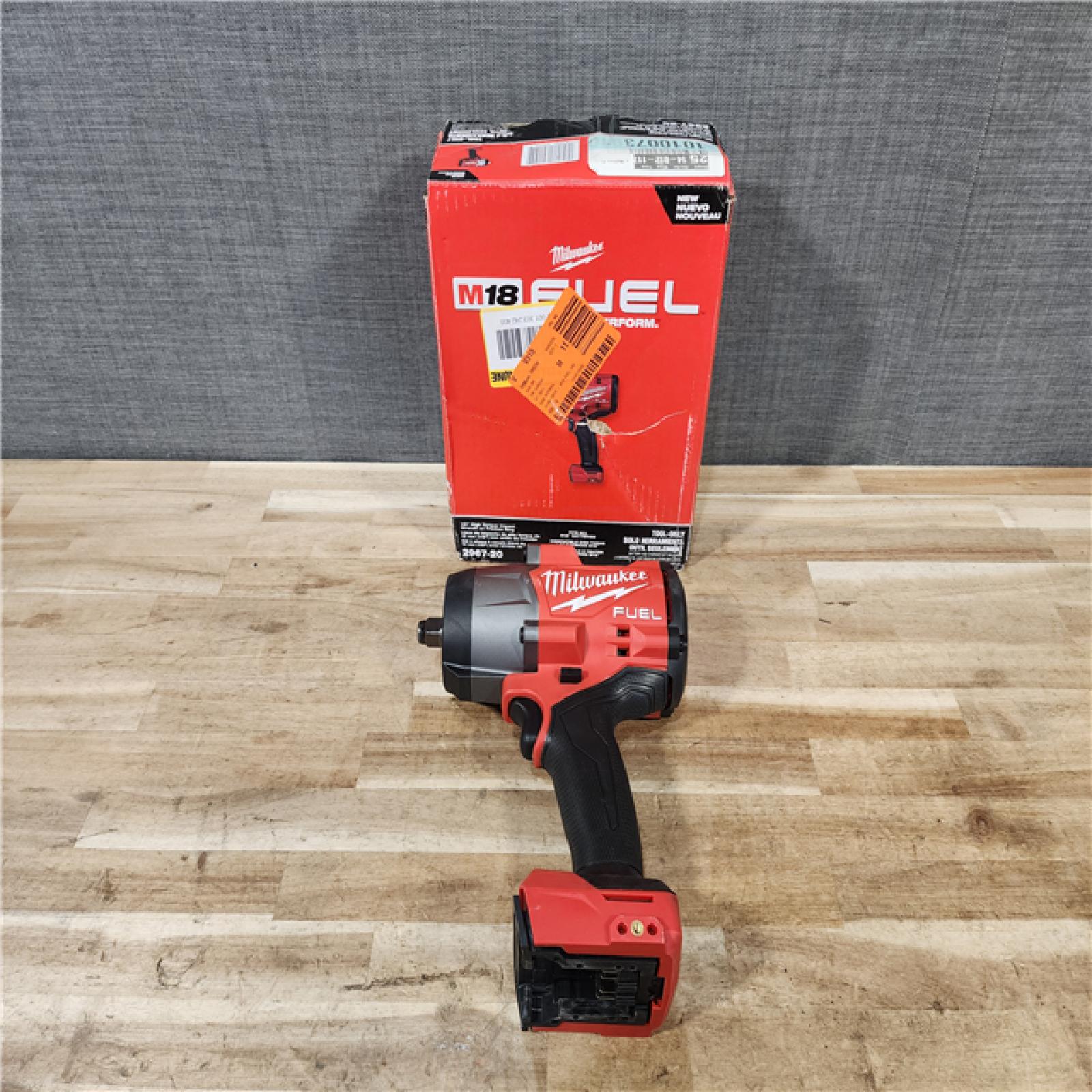 HOUSTON LOCATION - AS-IS Milwaukee FUEL 18V Lithium-Ion Brushless Cordless 1/2 in. Impact Wrench w/Friction Ring Kit